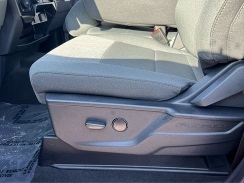 New 2026 Ford F350 XLT w/ XLT Premium Package image 28
