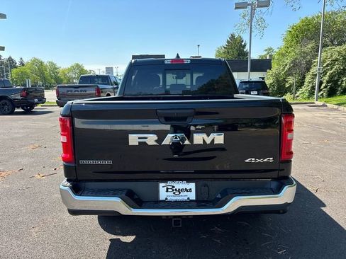 New 2026 RAM 1500 4x4 Crew Cab image 30