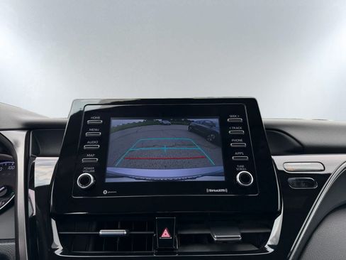 Used 2024 Toyota Camry SE FWD image 15
