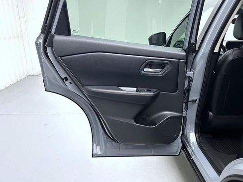 Certified 2025 Nissan Rogue SV AWD/4WD image 20