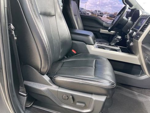 Used 2019 Ford F150 Lariat w/ Equipment Group 502A Luxury image 21