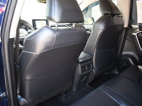 Used 2021 Toyota RAV4 Limited AWD/4WD image 22
