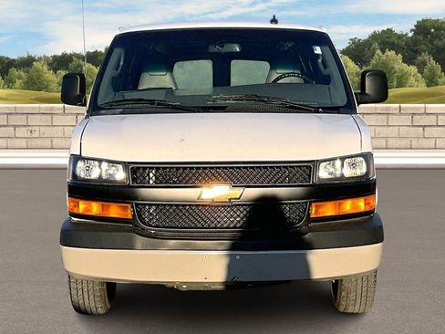 Used 2022 Chevrolet Express 2500 Work Van w/ Driver Convenience Package image 3