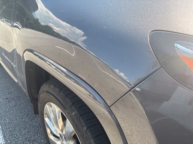 Used 2018 Jeep Cherokee Overland AWD/4WD image 13