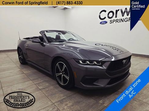 Used 2025 Ford Mustang Premium RWD image 6