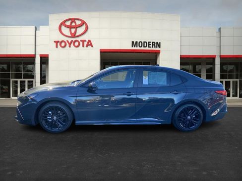 Certified 2025 Toyota Camry SE image 2