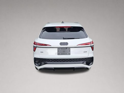 New 2026 Audi Q3 quattro 2.0T AWD/4WD image 4
