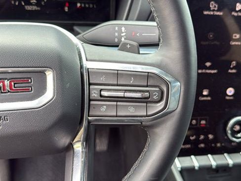Used 2025 GMC Terrain Elevation AWD/4WD image 16