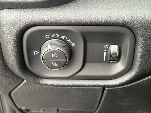 New 2026 RAM 2500 Big Horn AWD/4WD image 24