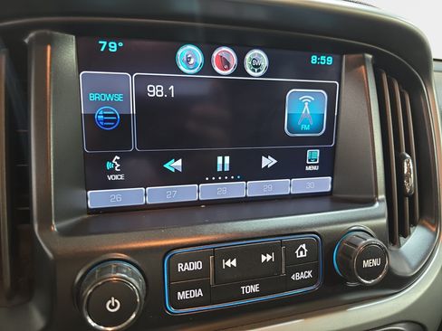 Used 2015 Chevrolet Colorado LT w/ LT Convenience Package RWD image 17