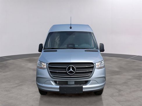 New 2025 Mercedes-Benz Sprinter 2500 image 2