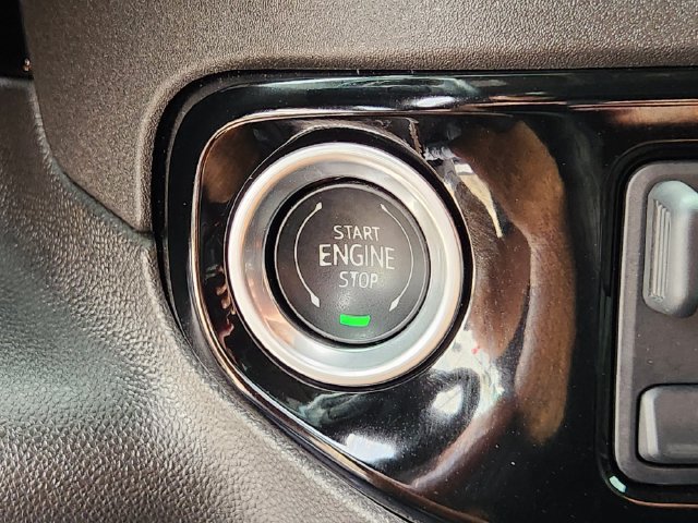 Used 2025 Chevrolet Silverado 1500 LT RWD image 20