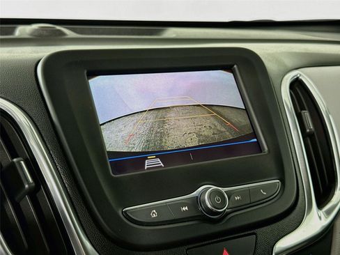 Used 2020 Chevrolet Equinox LS w/ LS Convenience Package FWD image 14