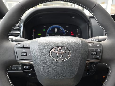 New 2026 Toyota Camry SE w/ Convenience Package AWD/4WD image 20