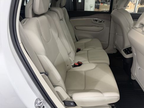 Used 2023 Volvo XC90 B5 Plus w/ Protection Package Premier image 26