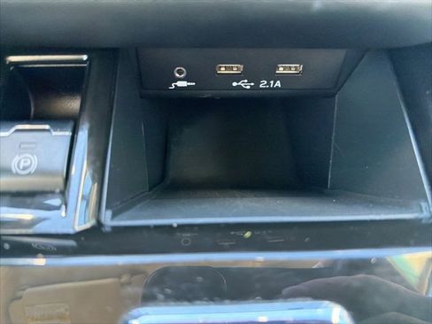 Used 2020 Subaru Legacy Premium image 37