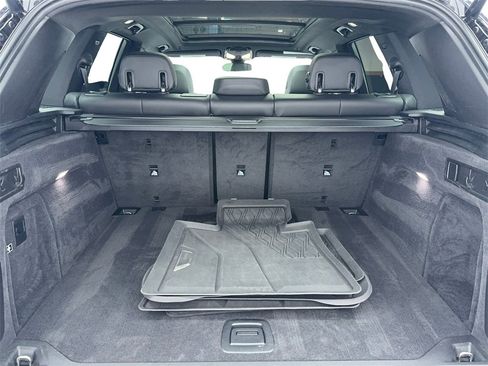 Used 2023 BMW X5 xDrive40i w/ M Sport Package image 11