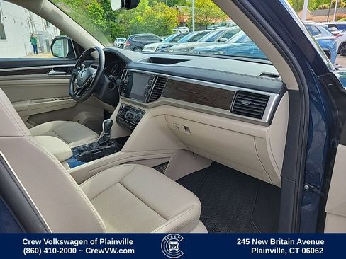 Used 2018 Volkswagen Atlas SEL AWD/4WD image 42