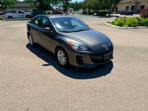 Used 2013 MAZDA MAZDA3 i Touring FWD image 7