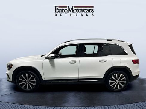 Used 2023 Mercedes-Benz GLB 250 4MATIC image 2