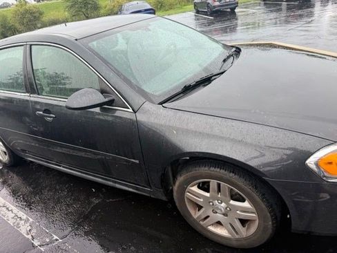 Used 2016 Chevrolet Impala LT FWD image 18