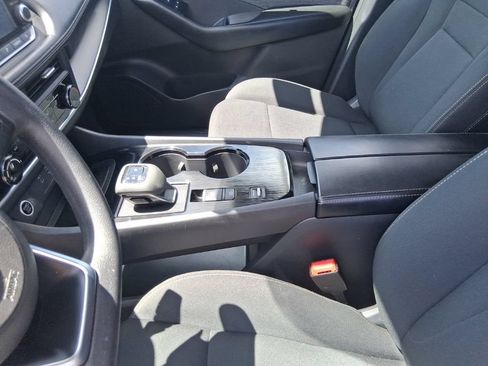 Used 2023 Nissan Rogue S FWD image 13