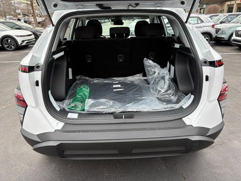 New 2026 Hyundai Kona SE FWD image 59