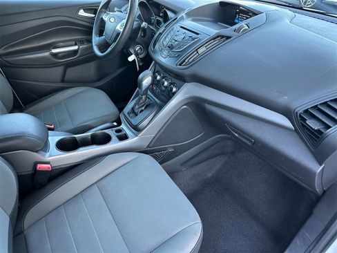 Used 2016 Ford Escape SE image 13