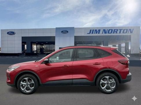 Used 2025 Ford Escape ST-Line AWD/4WD image 8