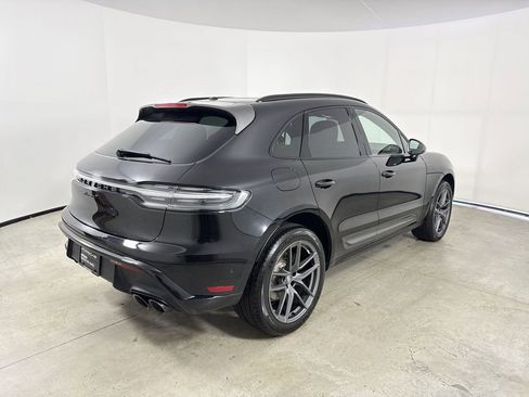 Certified 2026 Porsche Macan Turbo AWD/4WD image 7