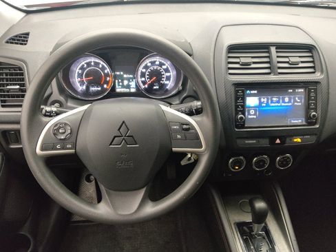 Used 2019 Mitsubishi Outlander Sport ES FWD image 22