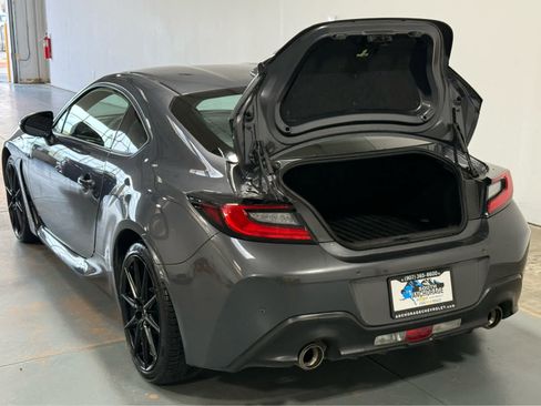 Used 2024 Toyota GR86 Premium RWD image 3