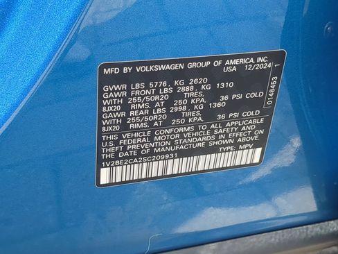Used 2025 Volkswagen Atlas Cross Sport SEL AWD/4WD image 35