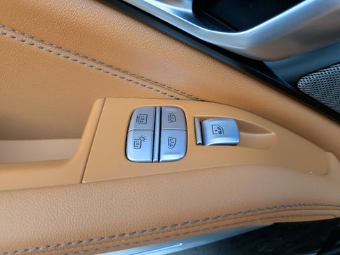 Certified 2023 BMW X7 xDrive40i w/ Premium Package image 40