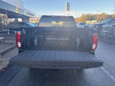 New 2026 GMC Sierra 1500 Elevation image 29