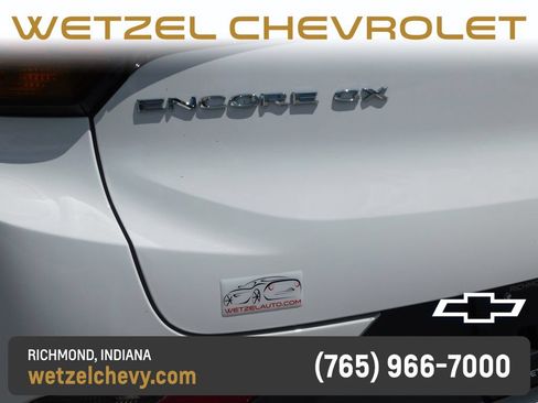 Used 2023 Buick Encore GX Select FWD image 38