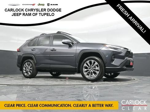 Used 2025 Toyota RAV4 XLE Premium w/ Weather Package AWD/4WD image 43