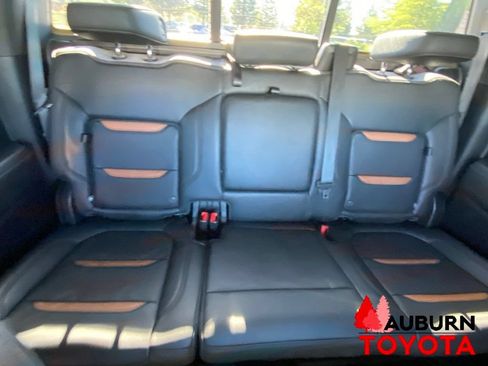 Used 2020 GMC Sierra 1500 AT4 w/ AT4 Premium Package AWD/4WD image 24