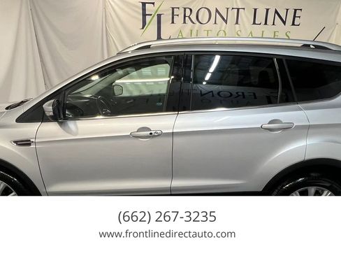 Used 2018 Ford Escape Titanium FWD image 4