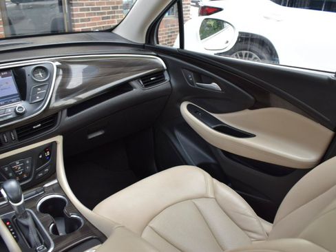 Used 2020 Buick Envision Essence w/ Experience Buick Package FWD image 17