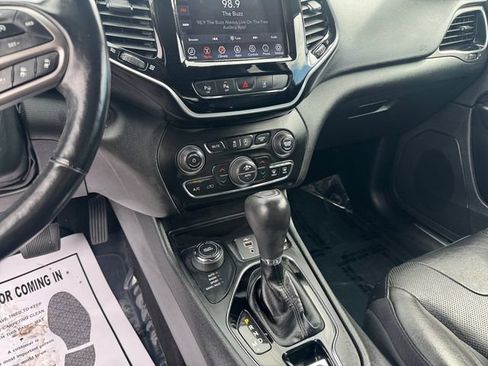 Used 2021 Jeep Cherokee Limited AWD/4WD image 15