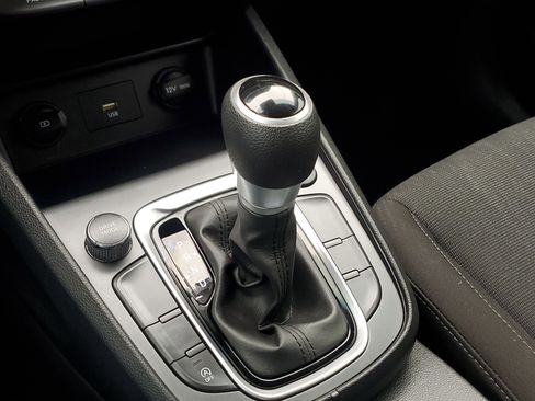 Used 2022 Hyundai Kona SEL image 24