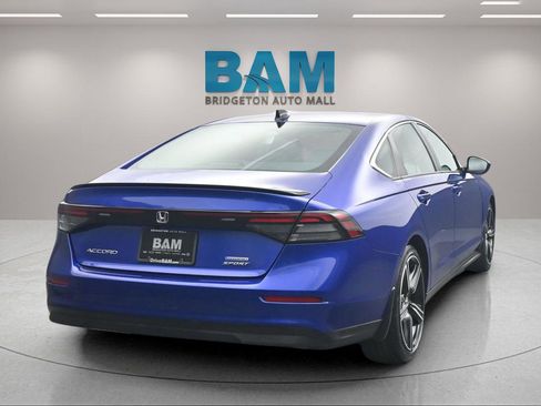 Used 2023 Honda Accord Sport image 6