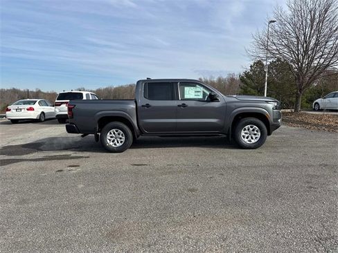 New 2026 Nissan Frontier S image 3