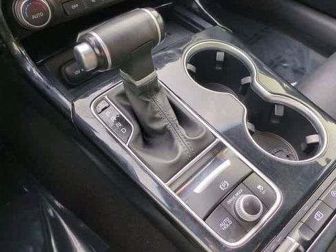 Used 2022 Kia Stinger GT-Line image 29