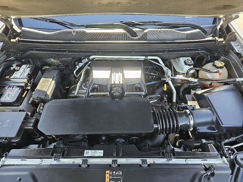 Used 2023 Chevrolet Colorado ZR2 w/ ZR2 Convenience Package III image 10