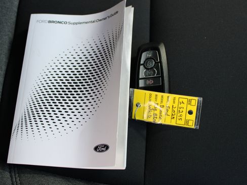 Used 2025 Ford Bronco Big Bend image 42