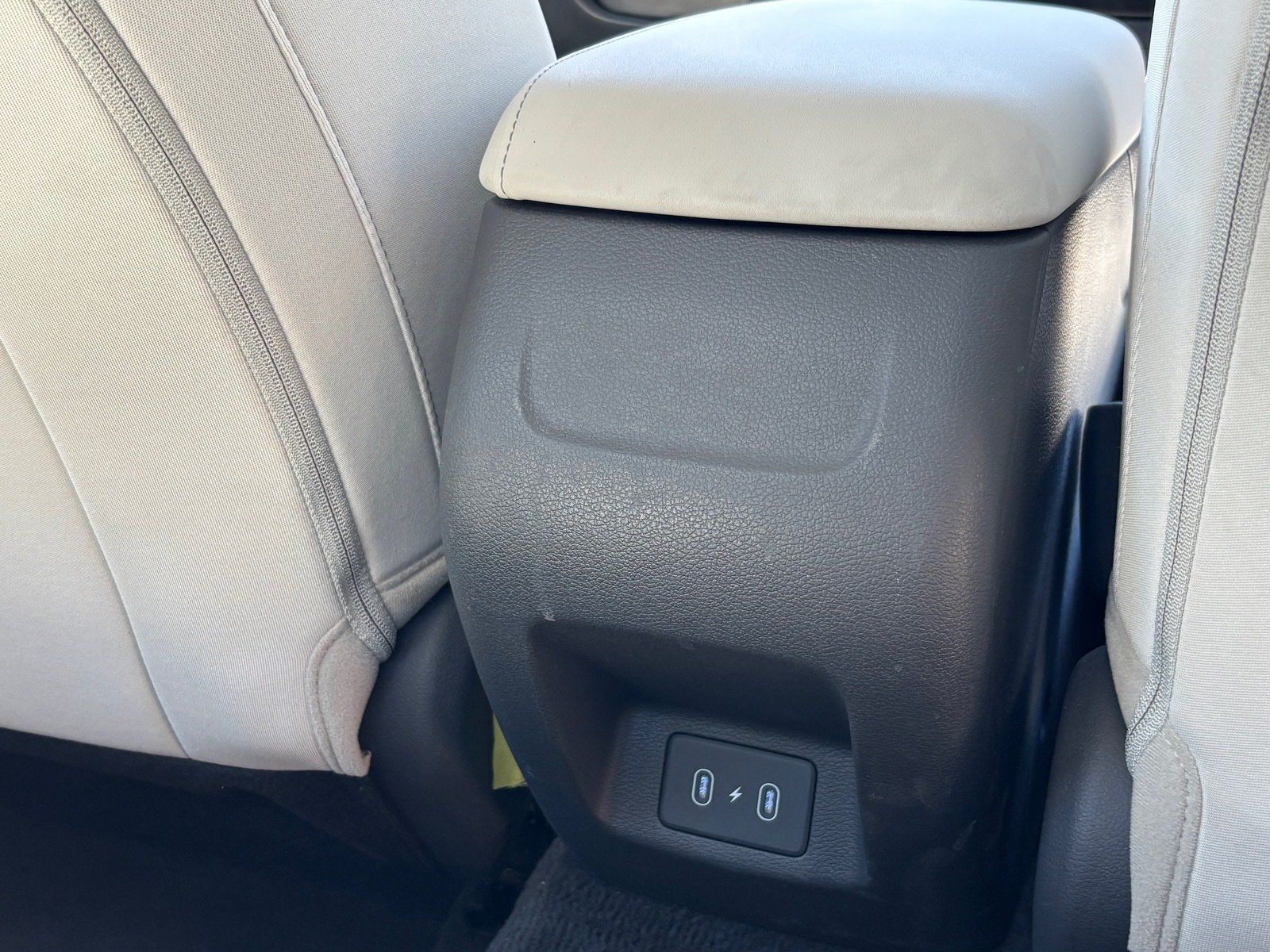 Used 2025 Hyundai Sonata SEL FWD image 30