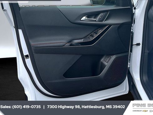 New 2026 Chevrolet Equinox RS FWD image 17