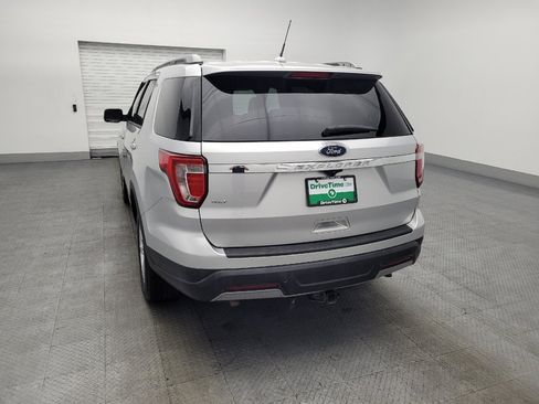 Used 2019 Ford Explorer XLT w/ Equipment Group 201A FWD image 6